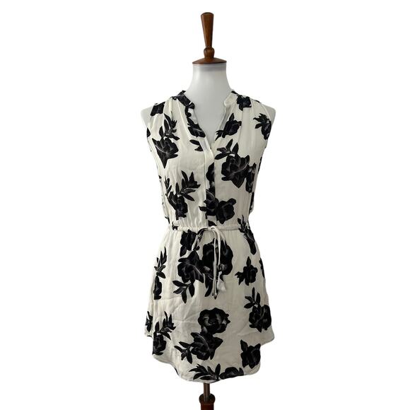 Babaton Dresses & Skirts - Babaton Womens Sleeveless Silk Floral Dress Black White XXS